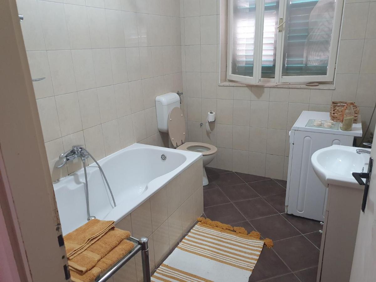 Apartment Lana Трогир Экстерьер фото