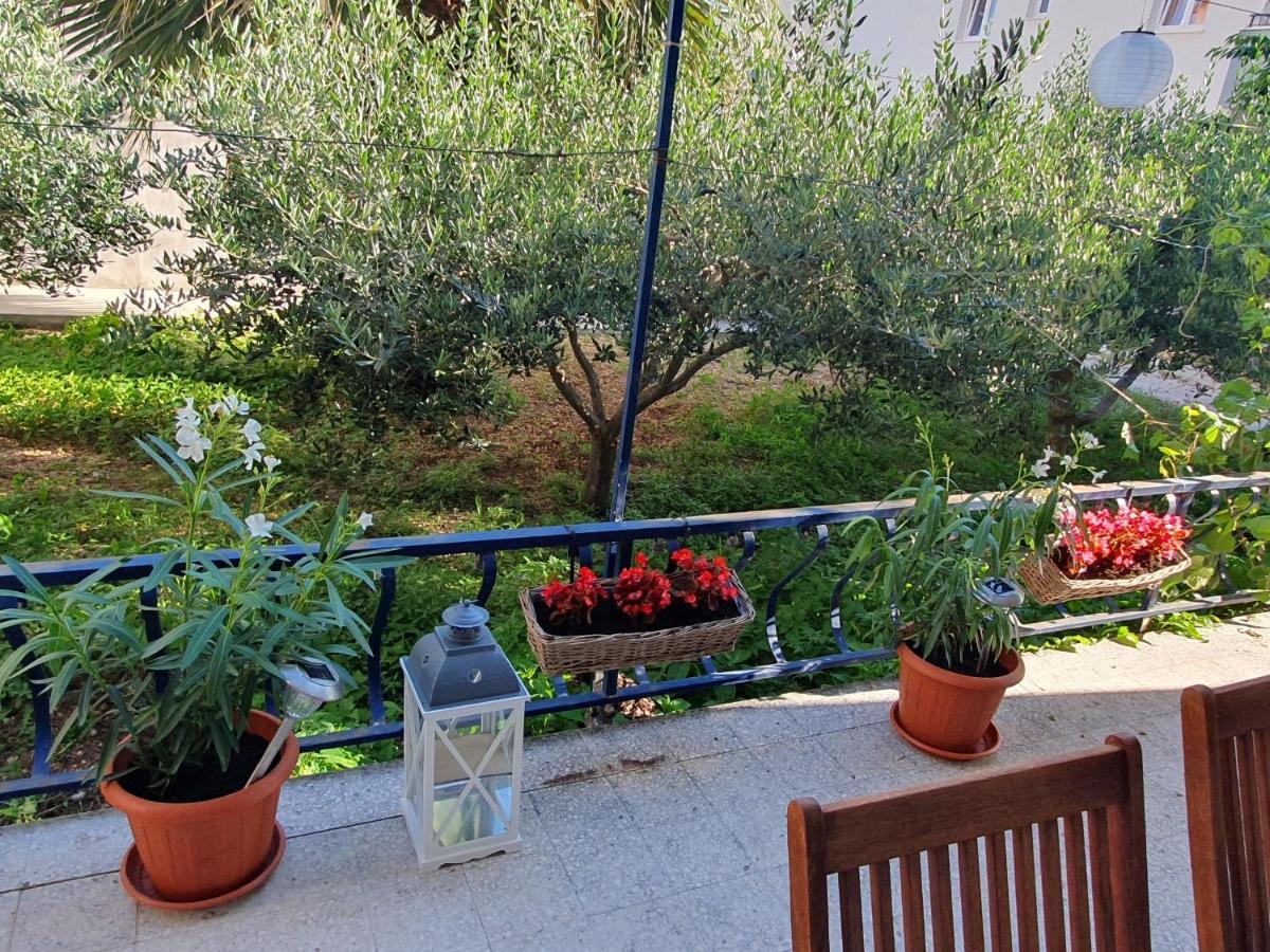 Apartment Lana Трогир Экстерьер фото